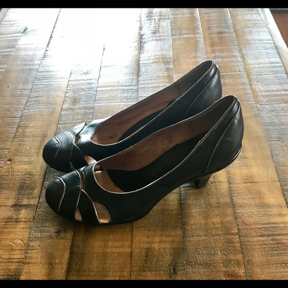 Sofft Cara heels - Picture 3 of 7